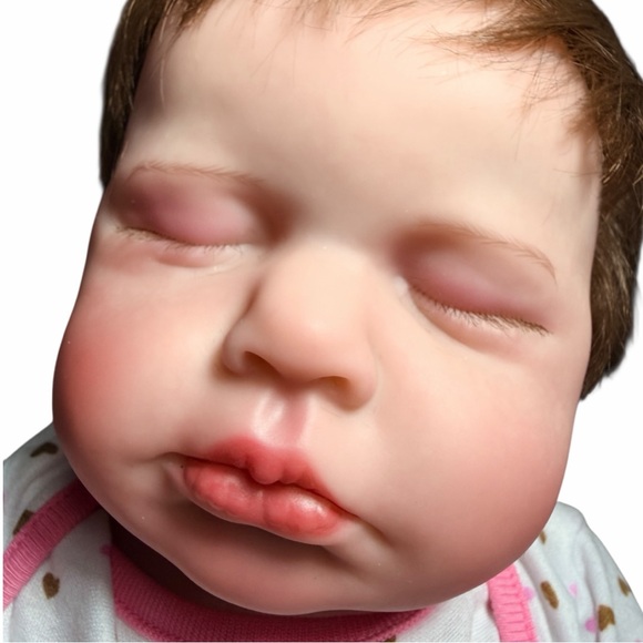 Reborn Realistic Baby Doll Girl- Anatomically Correct w/ Accessories (NEW) - Picture 5 of 9